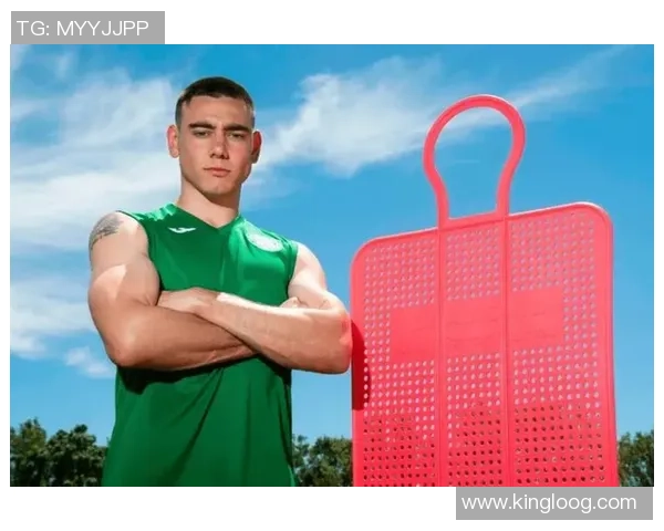 刘易斯足球明星的传奇故事与辉煌成就揭秘